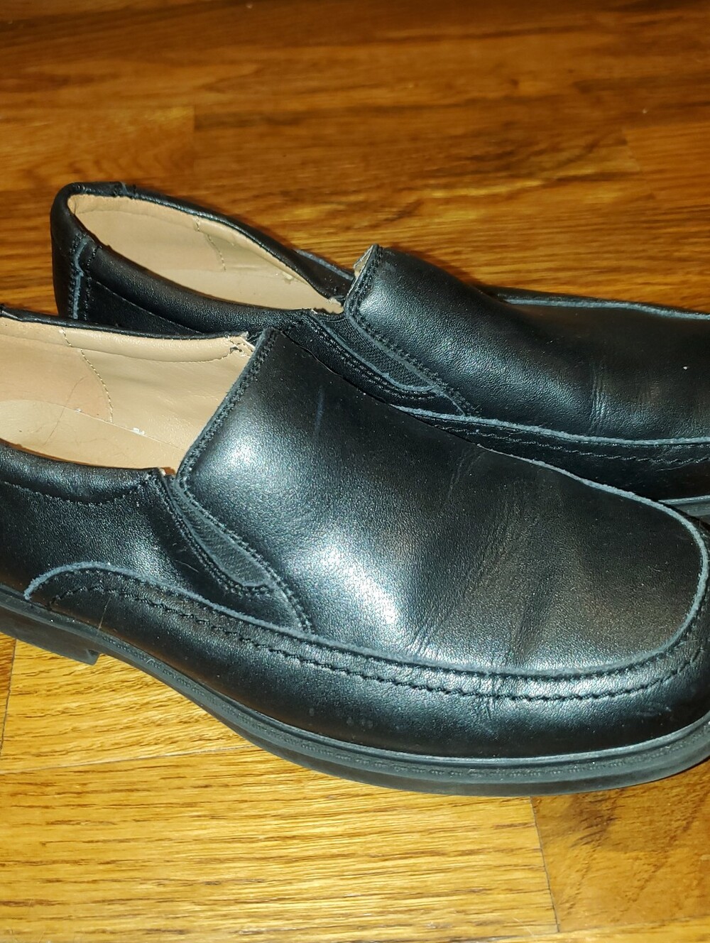 Florsheim Boys Size 5 Black Leather Slip-On Loafers